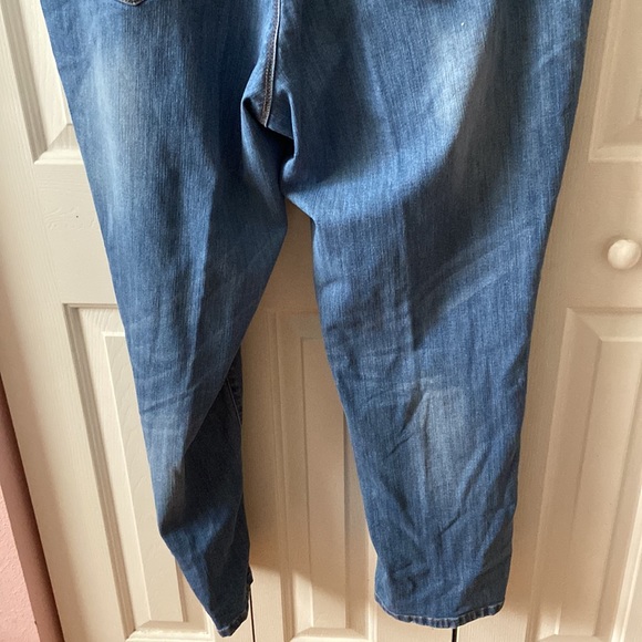 American Rag Plus Size Jeans Light Wash - Picture 6 of 7